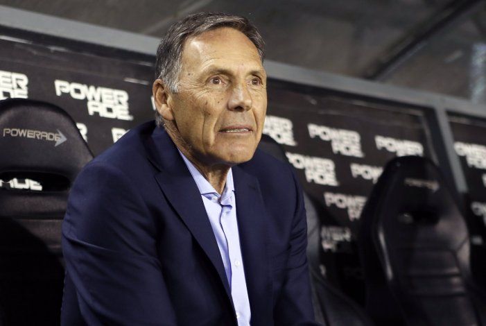 Russo: Nos tenemos que acomodar en la mitad de la cancha