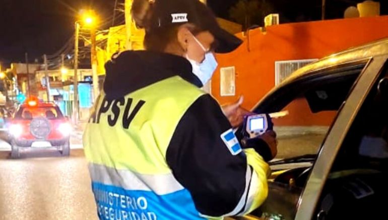 Uno de cada 10 automovilistas testeados en Chubut dan positivo en la alcoholemia. Uno de cada 10 automovilistas testeados en Chubut dan positivo en la alcoholemia.