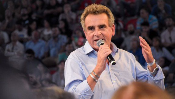 Rossi reunió a un grupo de militantes kirchneristas pensando en 2019.