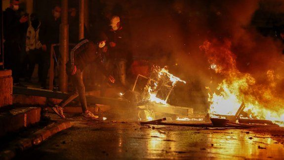 Enfrentamientos entre palestinos y judíos en Jerusalén