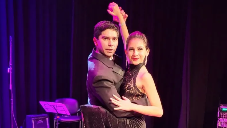 La joven bailarina que es la promesa del tango en Neuquén