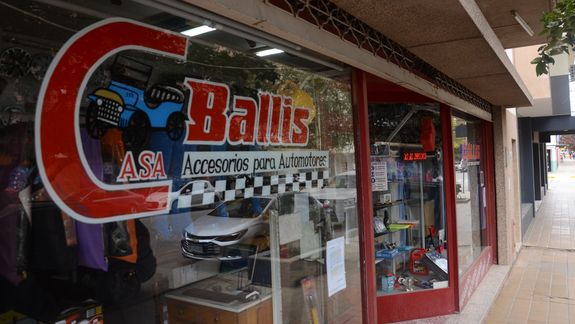 Ballis Autopartes, un negocio familiar con mucha historia en Neuquén