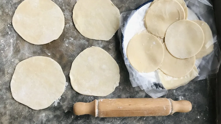 La masa casera para las empanadas este 9 de julio
