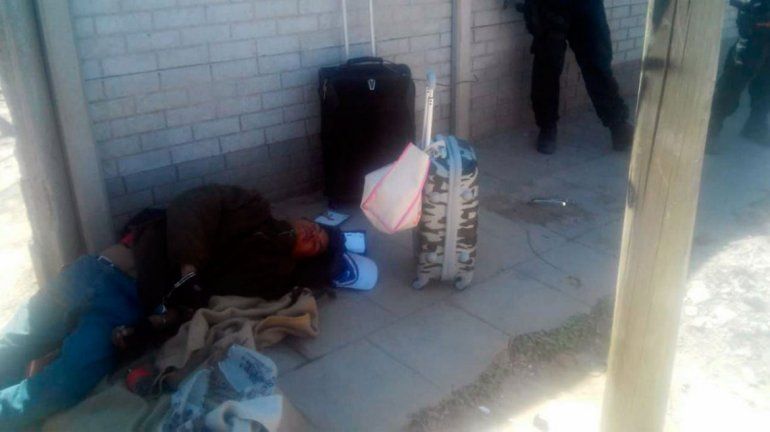 Desvalijó una casa y de tan borracho se quedó dormido
