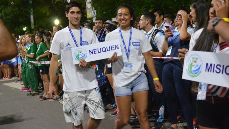 Color y calor en la apertura de los Juegos Argentinos de Playa