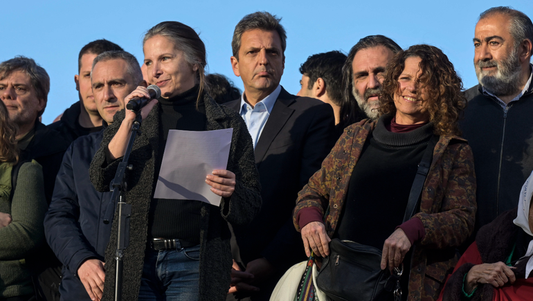 Hacemos un llamamiento a la unidad nacional, pero no a cualquier precio