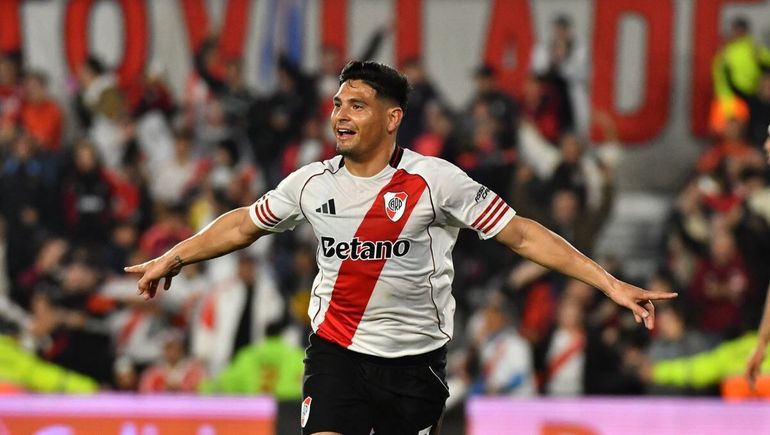 Salas y punto: a River le alcanzó con poco para ganarle a un duro San Martín