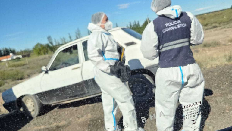 Murió una persona adentro de su auto en Autovía Norte casi Ruta 22: qué pasó