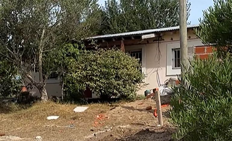 Obreros encontraron más de 10 cráneos humanos en una obra. Obreros encontraron más de 10 cráneos humanos en una obra.