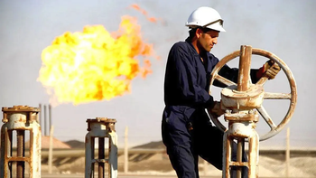 Comercio y construcción emplean al 28 % de Neuquén, pero cobran 5 veces menos que el petróleo. Comercio y construcción emplean al 28 % de Neuquén, pero cobran 5 veces menos que el petróleo.