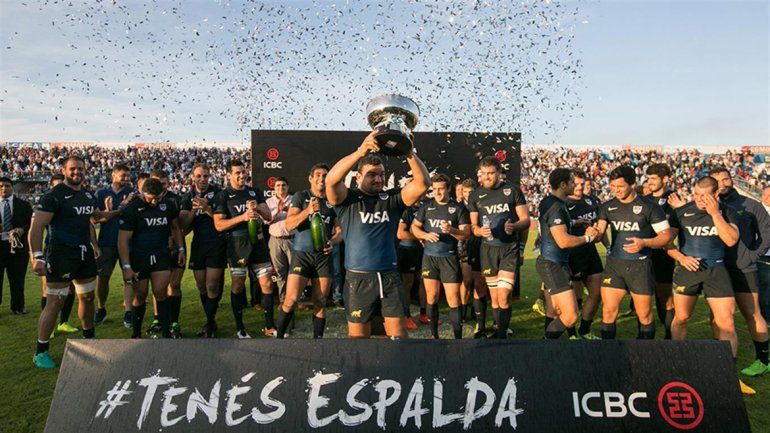 El seleccionado de rugby festejó en el estadio 23 de Agosto.