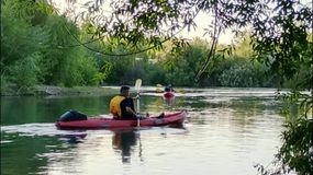Buzos de la Policía encontraron el cuerpo del infortunado muchacho en un sector muy profundo. Una tía de la víctima confirmó el hallazgo. | LM Neuquen Buzos de la Policía encontraron el cuerpo del infortunado muchacho en un sector muy profundo. Una tía de la víctima confirmó el hallazgo.