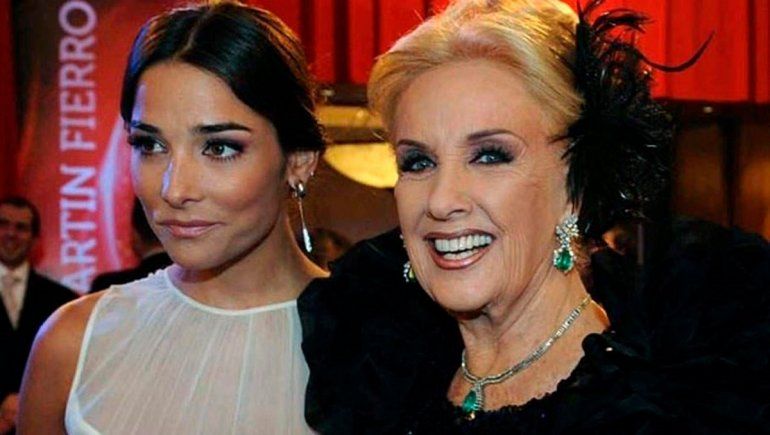 Juana Viale y su abuela Mirtha Legrand.