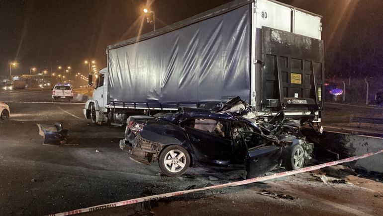Persecución, choque y tres muertos en la Panamericana