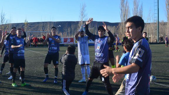 Rincón sigue firme y Don Bosco no le pierde pisada