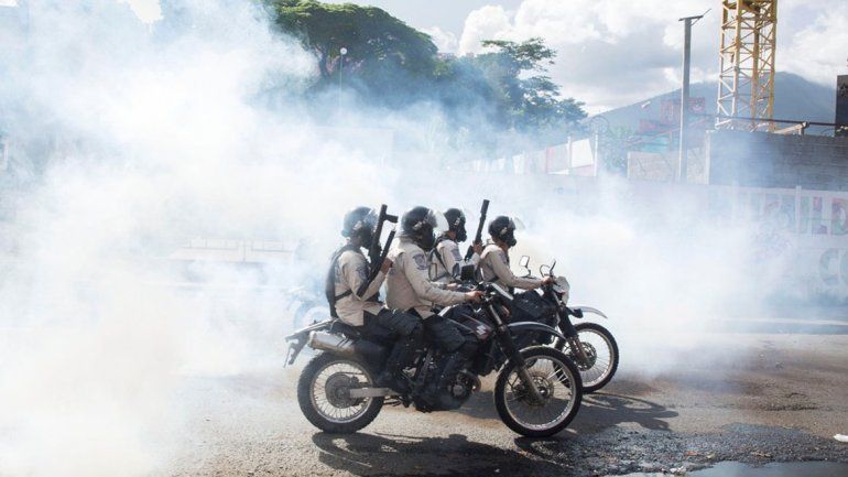 Al menos 23 presos muertos en un motín en cárcel venezolana