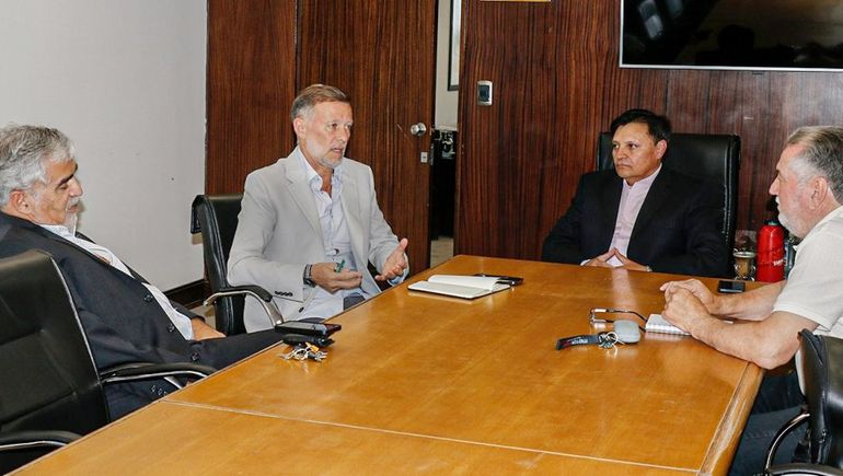 Trabajan para llevar agua y gas a distintos rincones de Neuquén