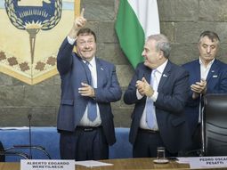 Weretilneck y Pesatti, la dupla que comendará los destinos de Río Negro en los próximos cuatro años. Weretilneck y Pesatti, la dupla que comendará los destinos de Río Negro en los próximos cuatro años.