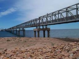 Habrá dos gasoductos, uno de ellos llegará a Las Grutas y el otro a Punta Colorada.