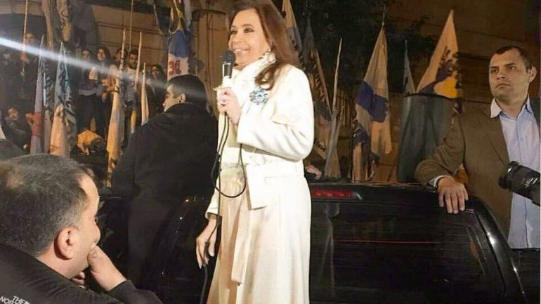 En Ecuador, Cristina será condecorada y se reunirá con Correa