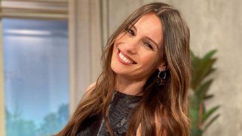 pampita mostro la primera foto de bautista junto a ana pampita mostro la primera foto de bautista junto a ana