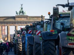 Crece la tensión en Alemania entre sectores del el agro y el Gobierno. Crece la tensión en Alemania entre sectores del el agro y el Gobierno.