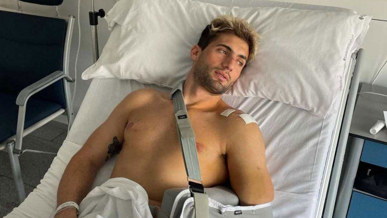 Kevin Benavides fue operado del hombro y se demora su debut con KTM