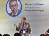 El gobernador Gutiérrez compartió panel con De Nigris (Exxon).