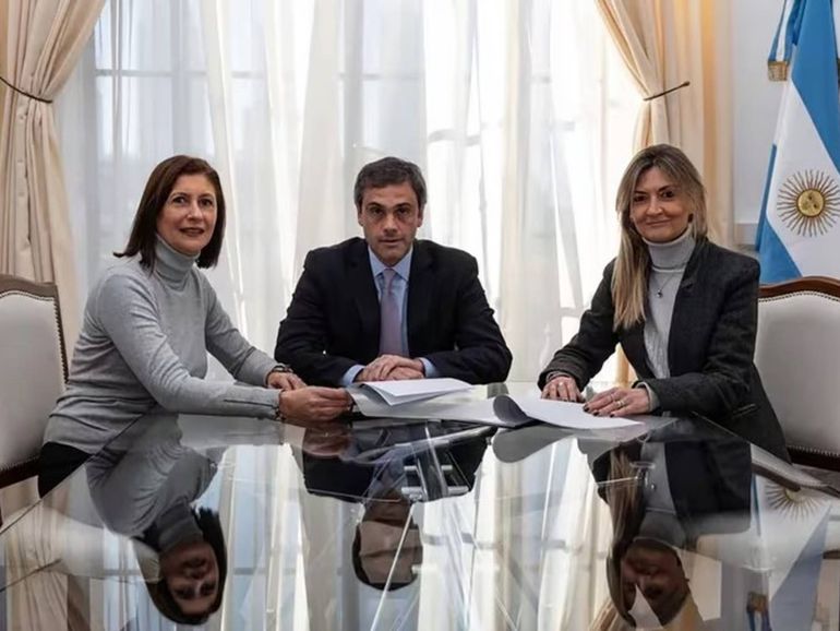 Rosana Lodovico, titular de la Aduana en el mes de marzo cobró $11.837.266,67. Foto: Google. Rosana Lodovico, titular de la Aduana en el mes de marzo cobró $11.837.266,67. Foto: Google.