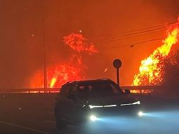 catastrofe en chile: confirman 16 muertos y miles de evacuados por incendios forestales en bio bio catastrofe en chile: confirman 16 muertos y miles de evacuados por incendios forestales en bio bio