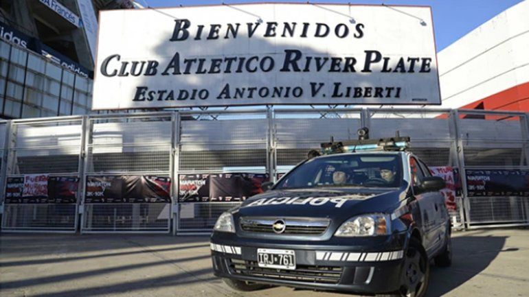 Denuncian al menos tres casos de abusos de menores en la pensión de River