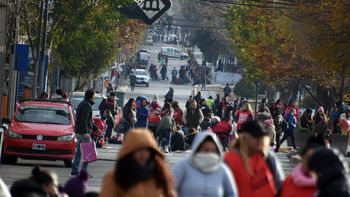 Los cortes de calles eran habituales en Neuquén. Pedidos de programas, fondos y capacitaciones. Los cortes de calles eran habituales en Neuquén. Pedidos de programas, fondos y capacitaciones.