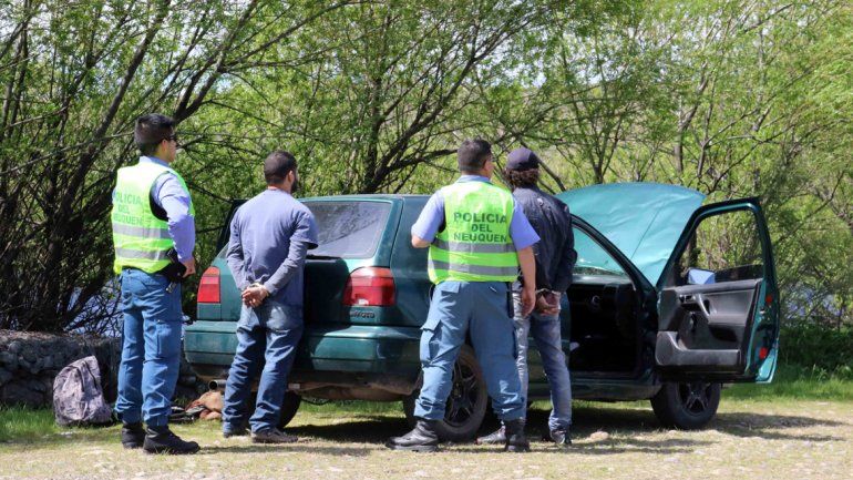 Los delincuentes fueron detenidos tras robar en unas cabañas en La Angostura