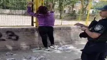Mujer detenida por el robo de boletas. Mujer detenida por el robo de boletas.