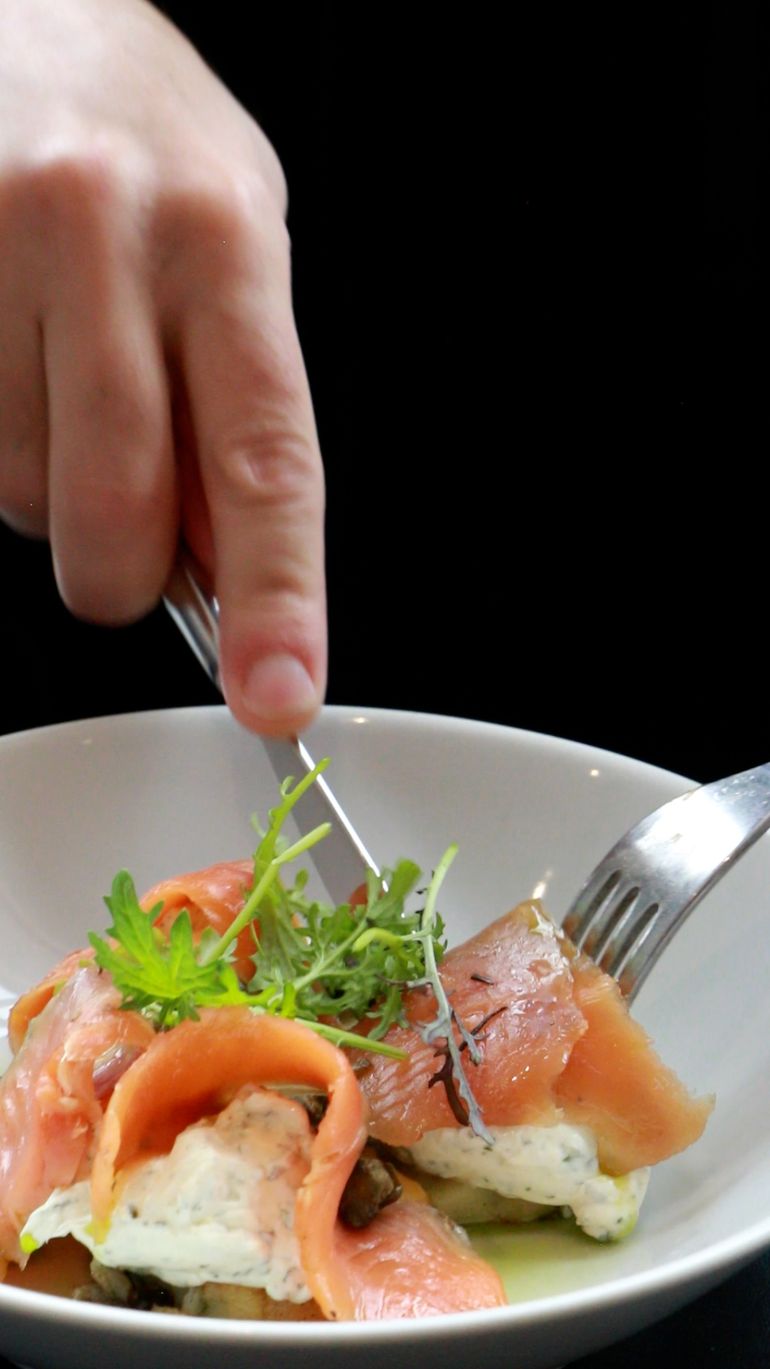 Trucha curada en el restaurante Vive. Una entrada deliciosa. Trucha curada en el restaurante Vive. Una entrada deliciosa.