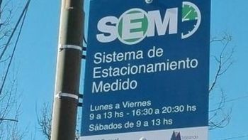 una ciudad de la patagonia analiza eliminar el estacionamiento medido: mas del 50% de los autos estan exentos una ciudad de la patagonia analiza eliminar el estacionamiento medido: mas del 50% de los autos estan exentos