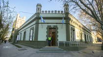 El gobierno sigue con la purga de ñoquis en el Estado provincial.