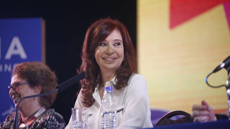 CFK: Necesitamos un nuevo contrato social para salir de la crisis