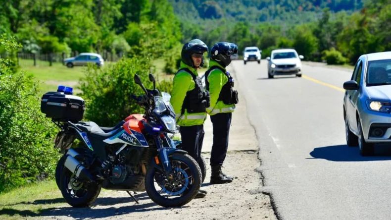 Las fuerzas de seguridad estarán trabajando en toda la provincia durante el fin de semana. | LM Neuquen Las fuerzas de seguridad estarán trabajando en toda la provincia durante el fin de semana.