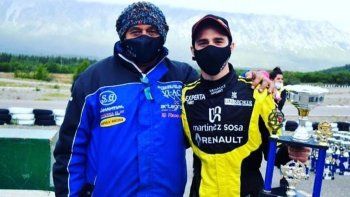 nos dieron una paliza a mi, a mi viejo y a mi hermana nos dieron una paliza a mi, a mi viejo y a mi hermana