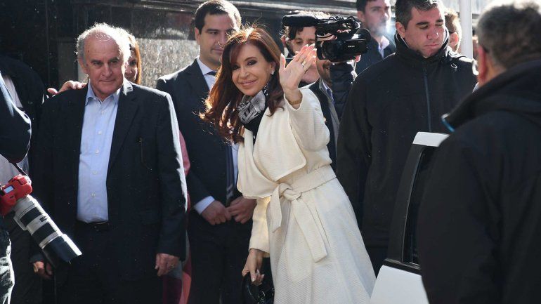 En la propuesta hay muchas críticas al gobierno nacional.