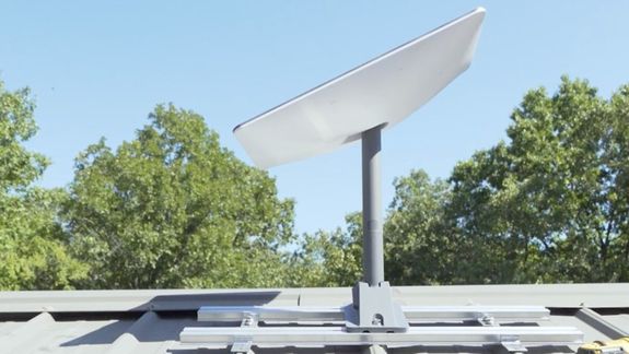 El servicio de Starlink aparece como alternativa en zonas rurales o alejadas de la red de fibra óptica.