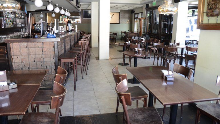 Cómo será la vuelta a restaurantes y bares en la Provincia