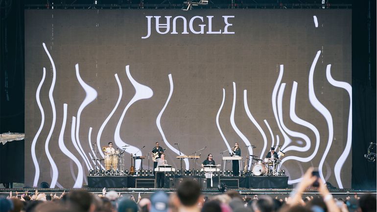 Jungle y Miranda! trajeron el sol y la noche del sábado en Lollapalooza Argentina