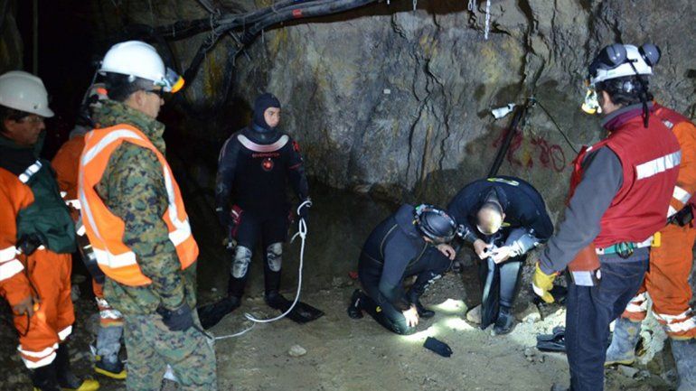 Autoridades chilenas descartan encontrar con vida a mineros atrapados