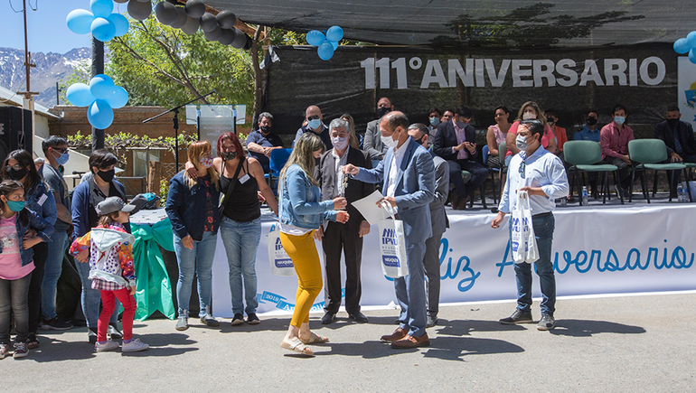 Gutiérrez anunció mejoras viales para la zona norte