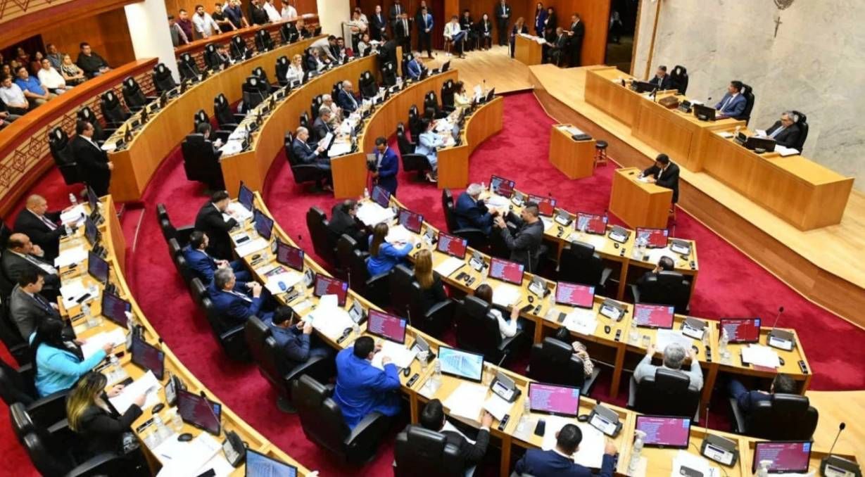 Con la duplicación de la dieta, los legisladores de Tucumán cobrarán $1,5 millones. Foto: Google.