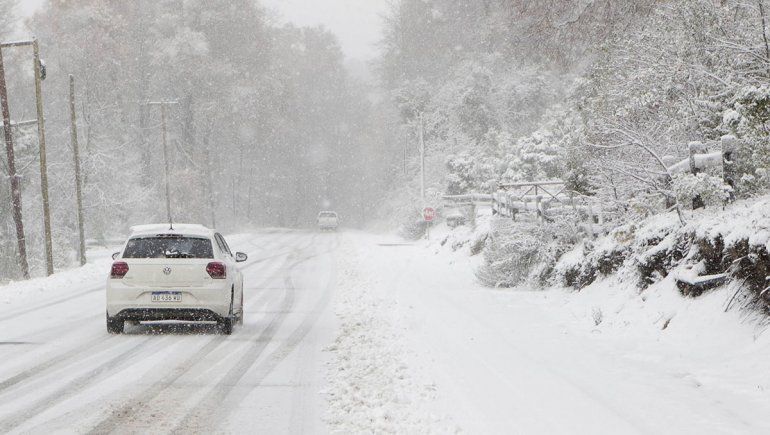 Fuertes nevadas complicaron las rutas cordilleranas