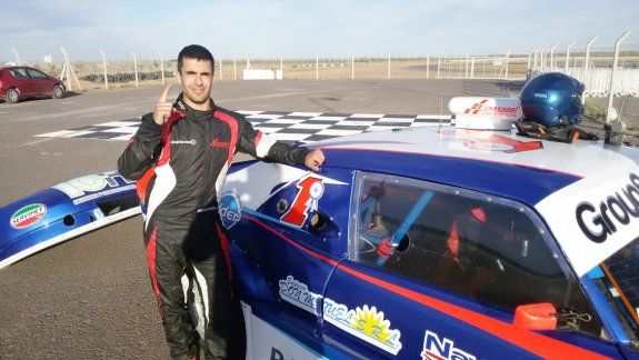 Dante Echavarri se quedó con la pole para la primera del año.