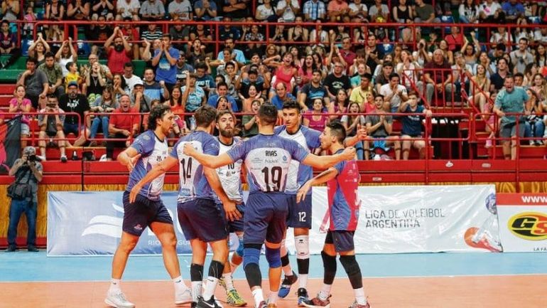 Gigantes, en la elite del vóley.